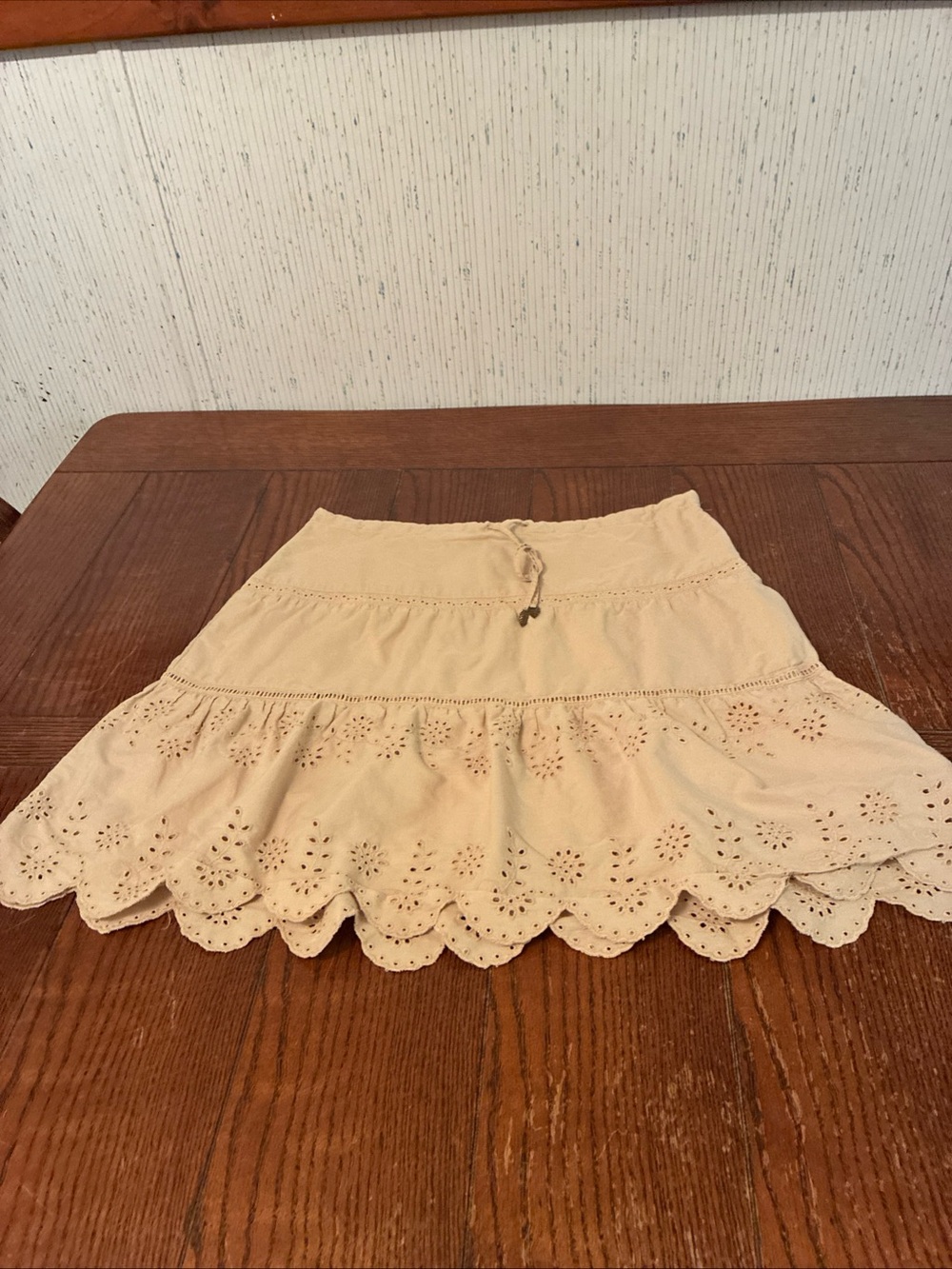 American Eagle Cottagecore Skirt Women’s 4 Tan Eyelet Boho Scalloped Hem Slip